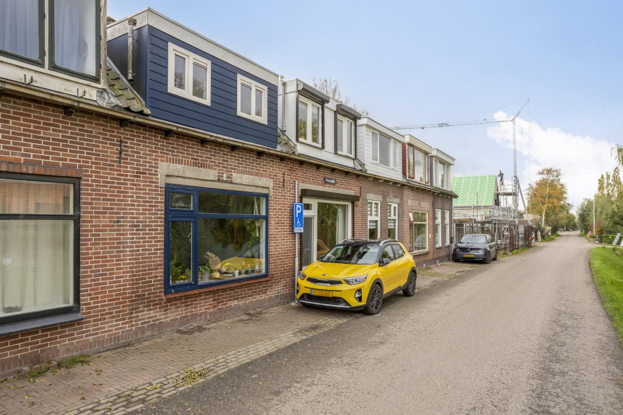 Te koop: Foto Woonhuis aan de Kortsteekterweg 49 in Alphen aan den Rijn