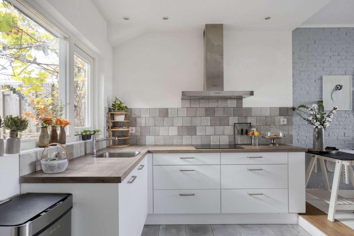 Te koop: Foto Woonhuis aan de Kortsteekterweg 49 in Alphen aan den Rijn