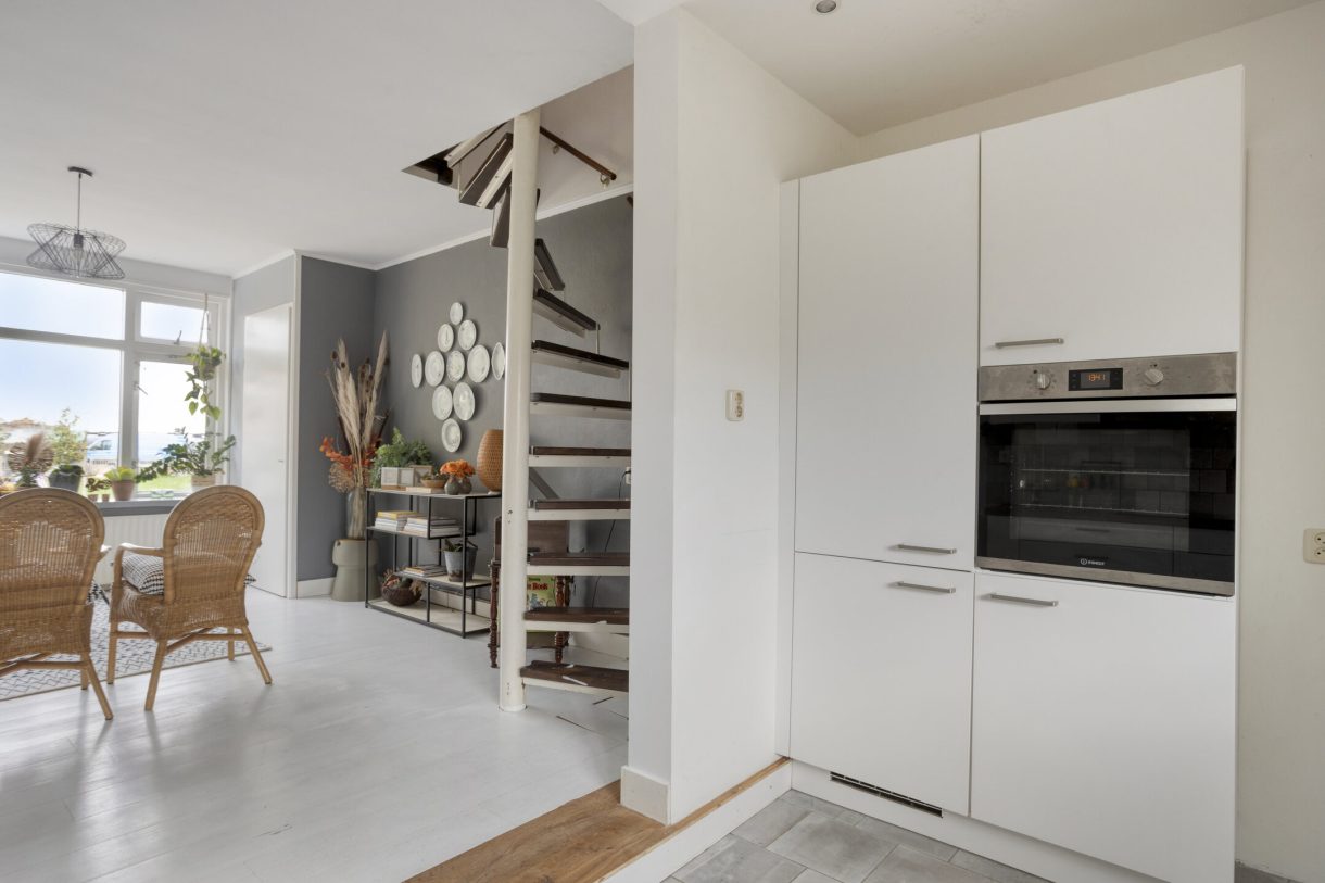 Te koop: Foto Woonhuis aan de Kortsteekterweg 49 in Alphen aan den Rijn