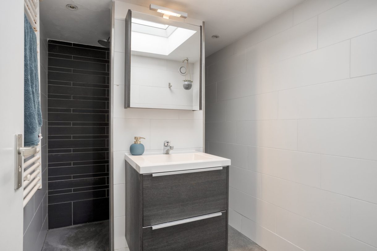 Te koop: Foto Woonhuis aan de Kortsteekterweg 49 in Alphen aan den Rijn