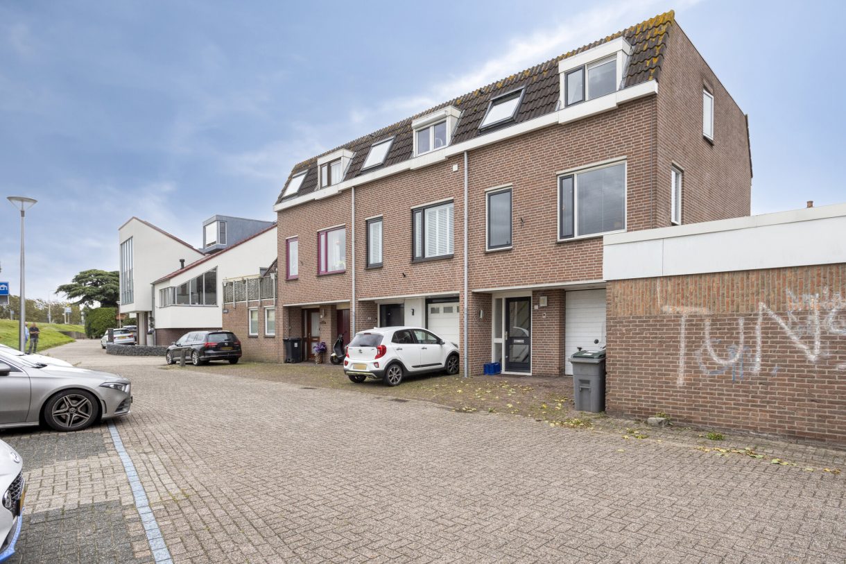 Te koop: Foto Woonhuis aan de Rijnstraat 21 in Huissen