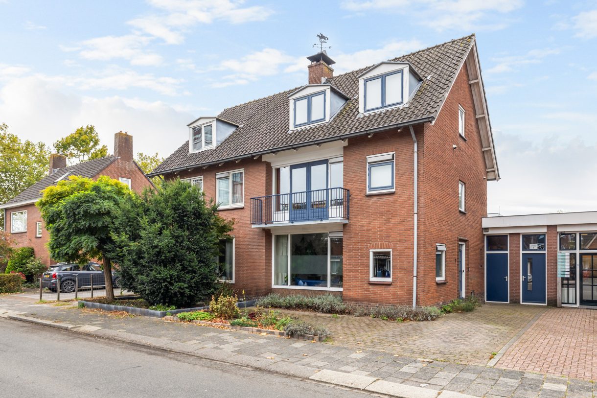 Te koop: Foto Woonhuis aan de Johan v Oldenbarneveltlaan 7 in Woerden