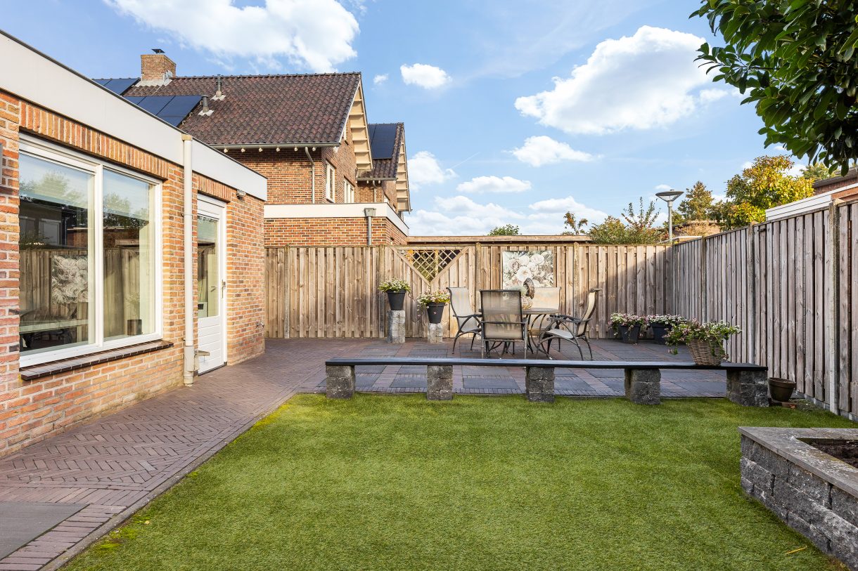 Te koop: Foto Woonhuis aan de Adolf van Nassaustraat 12 in Wezep