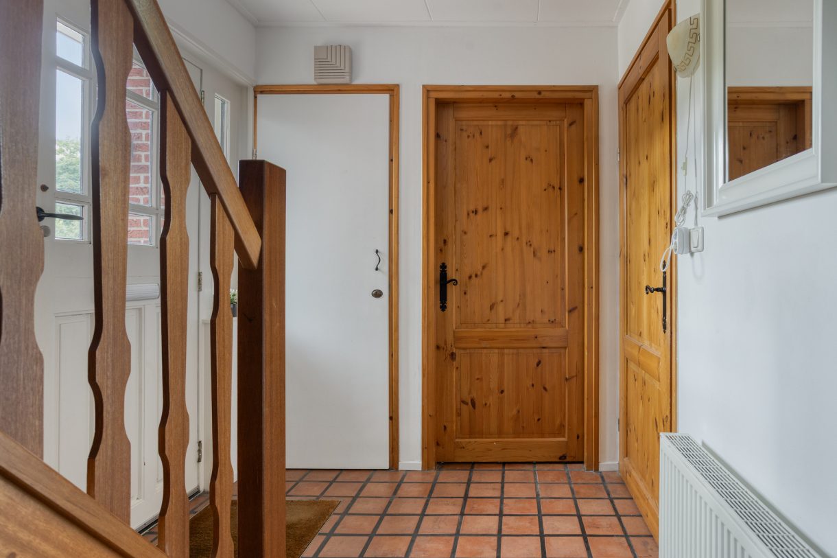 Te koop: Foto Woonhuis aan de Goudsbloemstraat 10 in Munnekezijl