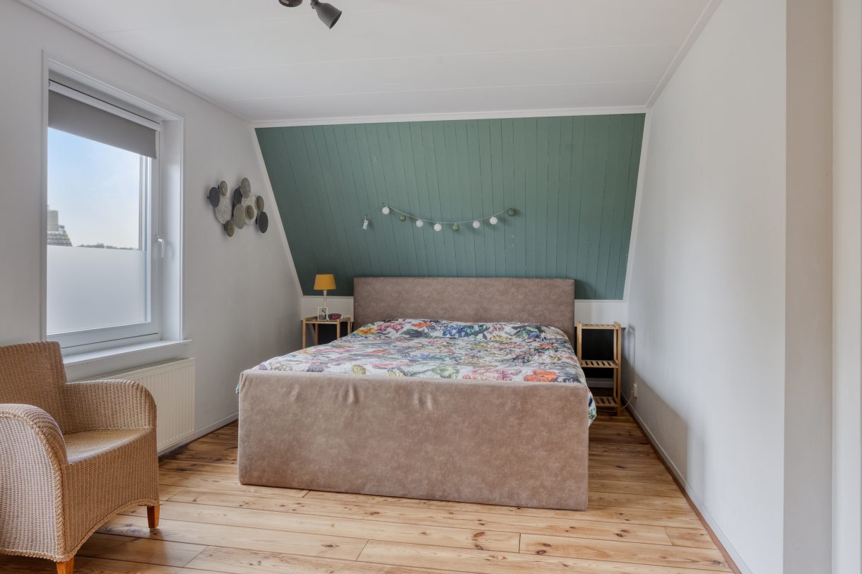 Te koop: Foto Woonhuis aan de Goudsbloemstraat 10 in Munnekezijl