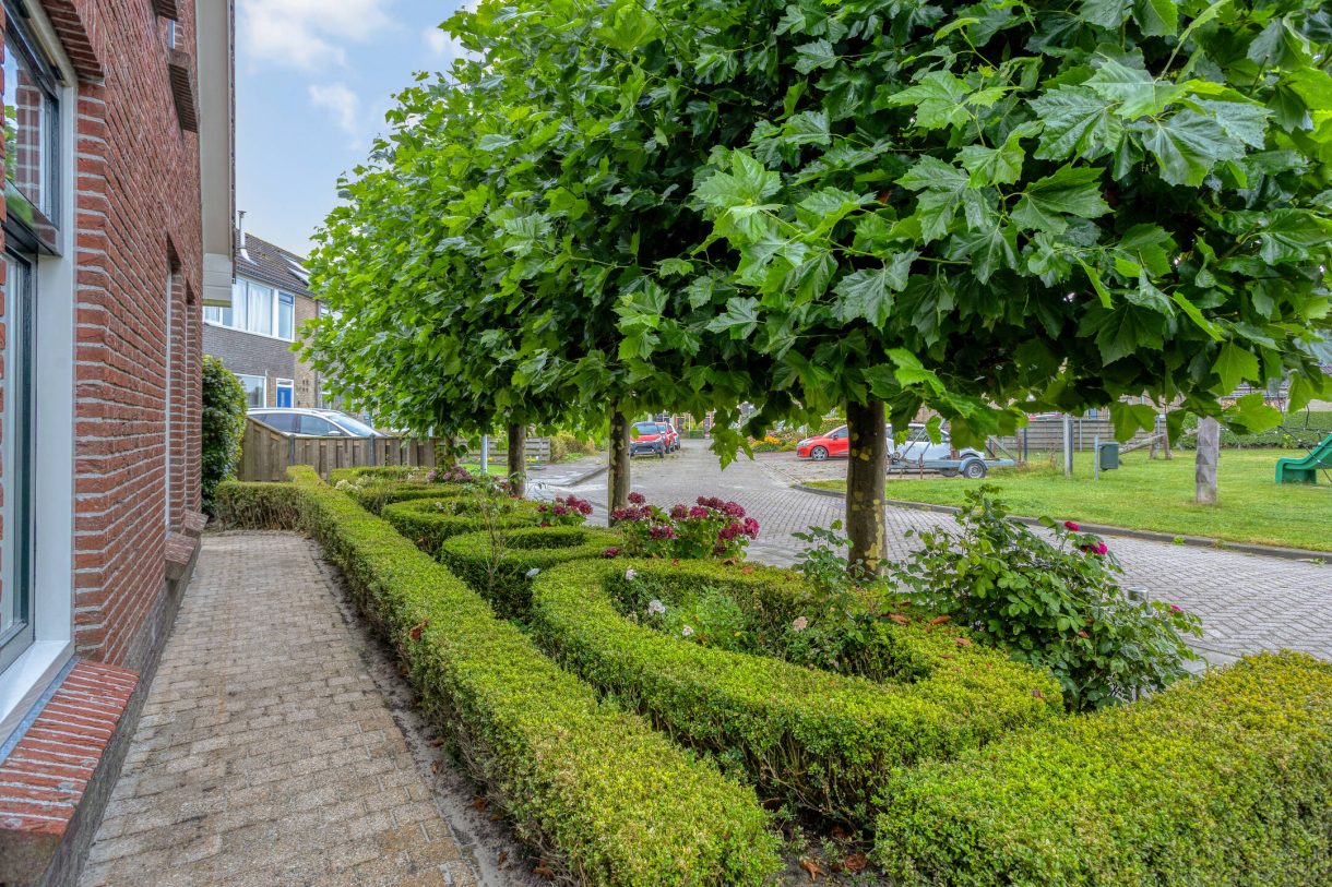 Te koop: Foto Woonhuis aan de Goudsbloemstraat 10 in Munnekezijl