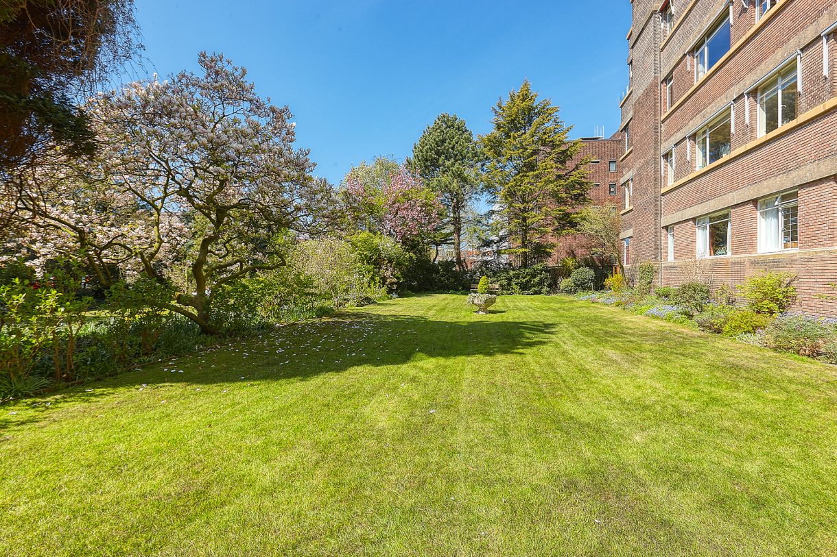 Te koop: Foto Appartement aan de Benoordenhoutseweg 26B in 's-Gravenhage