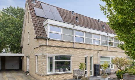 Hoofdfoto van Nijeveen 't Heuivak 8