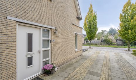 Te koop: Foto Woonhuis aan de 't Heuivak 8 in Nijeveen