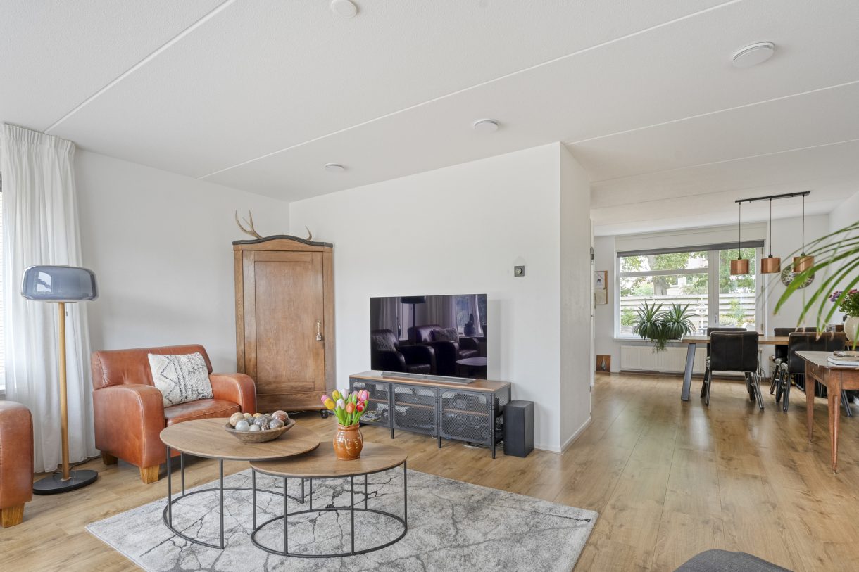 Te koop: Foto Woonhuis aan de 't Heuivak 8 in Nijeveen