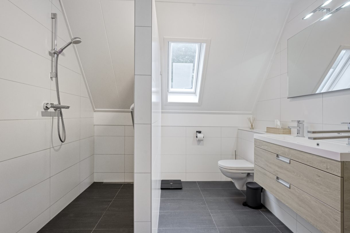 Te koop: Foto Woonhuis aan de 't Heuivak 8 in Nijeveen