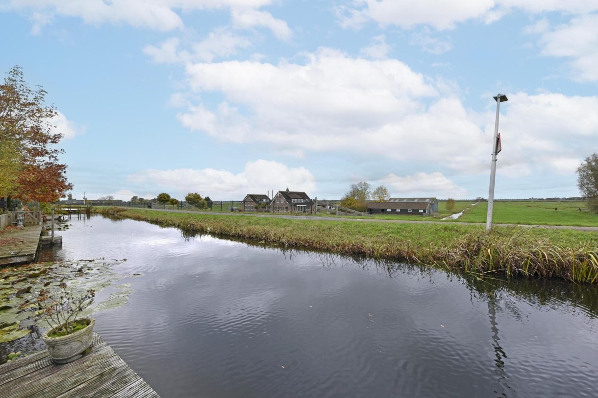 Te koop: Foto Woonhuis aan de Simon van Capelweg 31A in Noorden