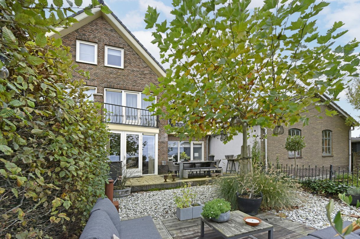 Te koop: Foto Woonhuis aan de Simon van Capelweg 31A in Noorden