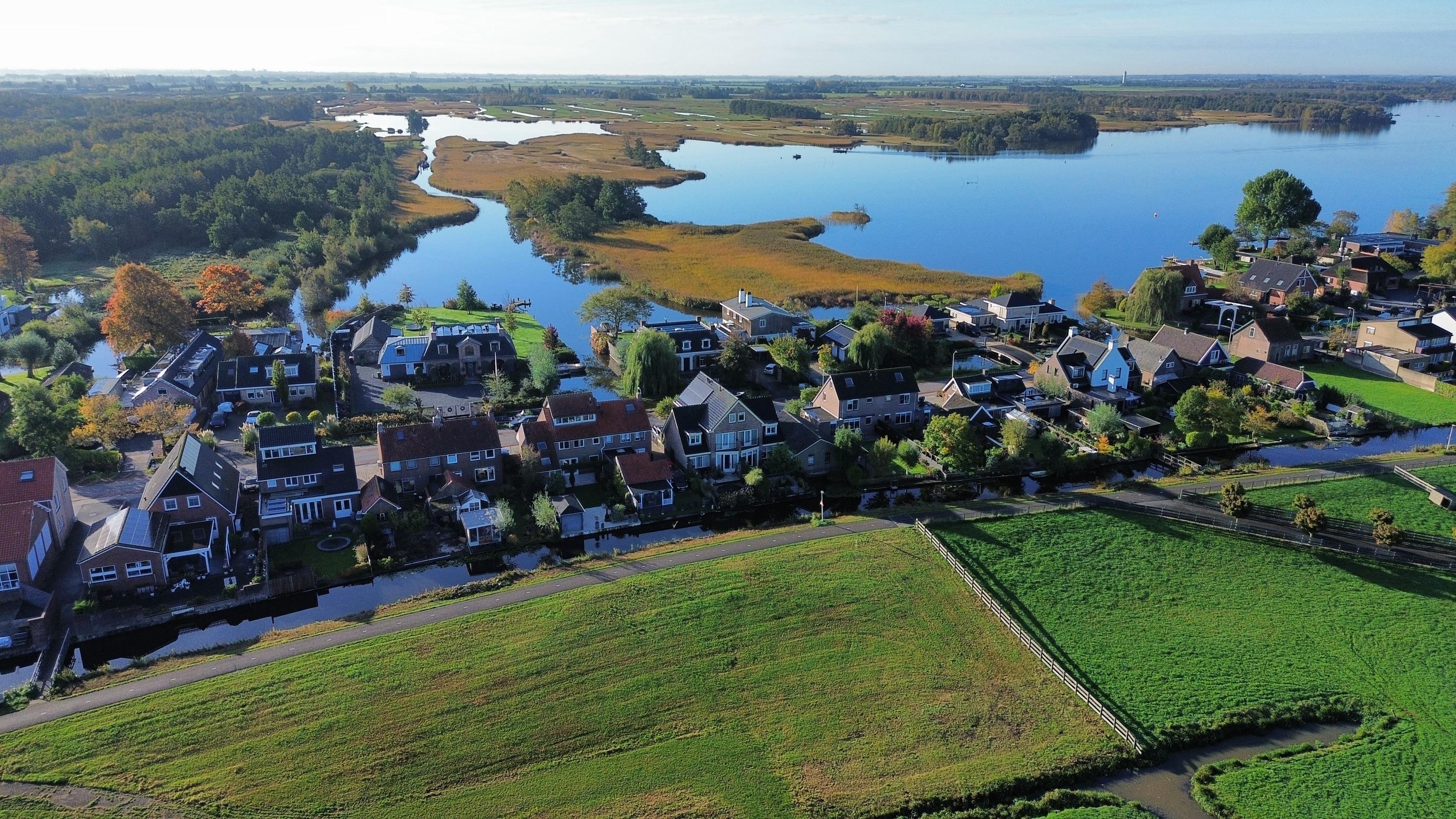 Te koop: Foto Woonhuis aan de Simon van Capelweg 31A in Noorden