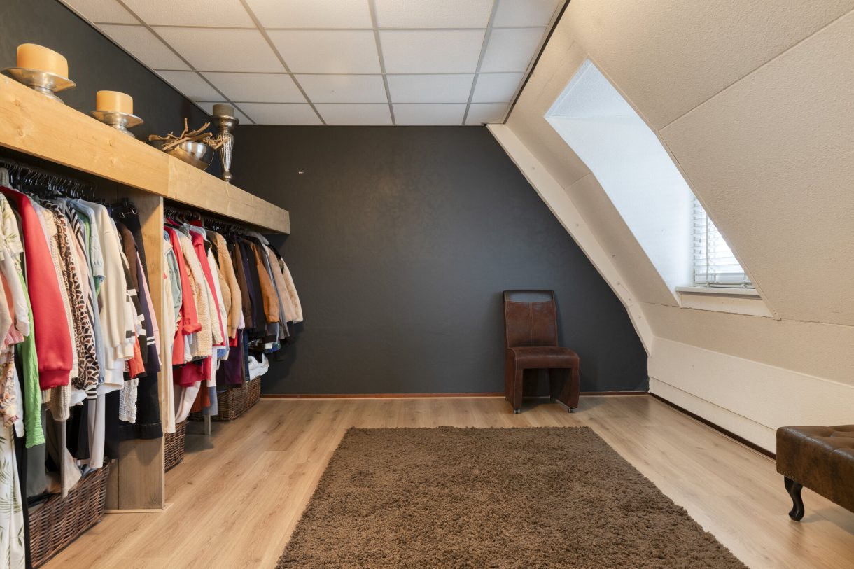 Te koop: Foto Woonhuis aan de Molièrelaan 10 in Eindhoven