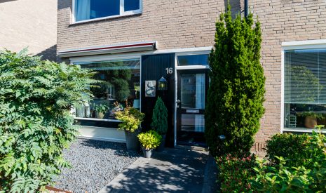 Te koop: Foto Woonhuis aan de J.A. Alberdingk Thijmstraat 16 in Hengelo