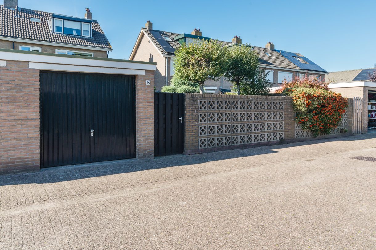 Te koop: Foto Woonhuis aan de J.A. Alberdingk Thijmstraat 16 in Hengelo