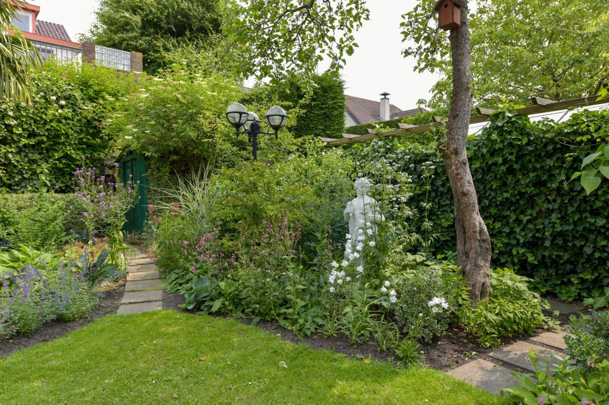 Te koop: Foto Woonhuis aan de Dorpsstraat 93 in Zevenhoven