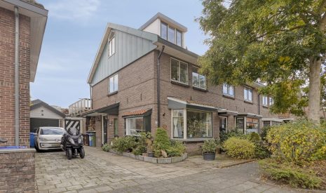 Te koop: Foto Woonhuis aan de Jongkindt Coninckstraat 14 in Alphen aan den Rijn