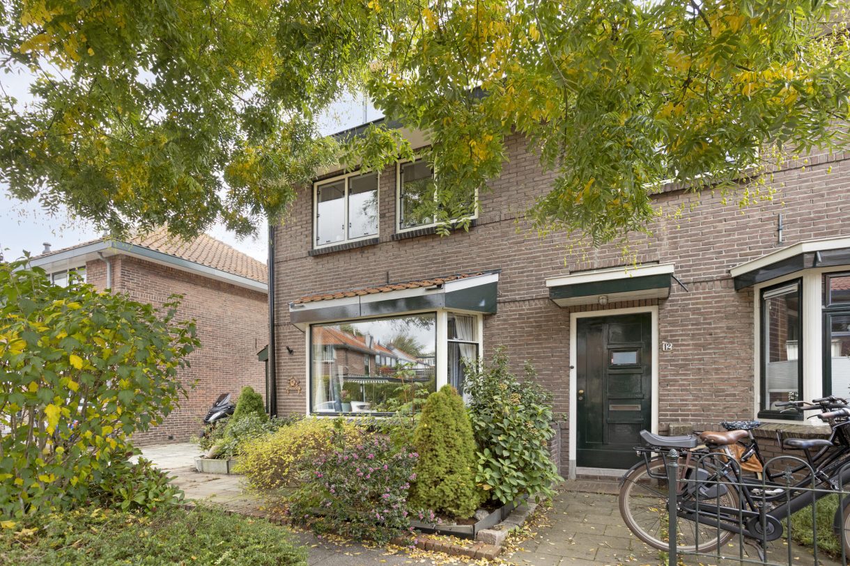 Te koop: Foto Woonhuis aan de Jongkindt Coninckstraat 14 in Alphen aan den Rijn