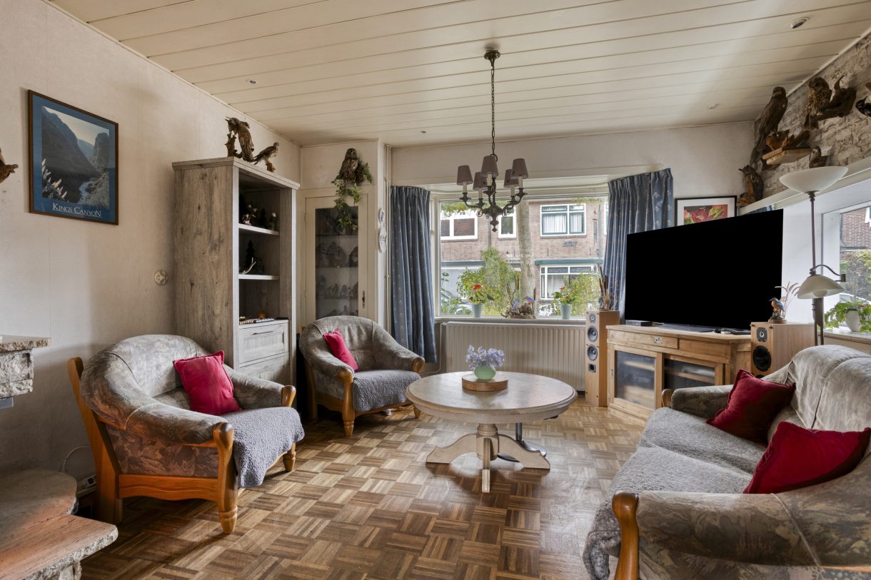 Te koop: Foto Woonhuis aan de Jongkindt Coninckstraat 14 in Alphen aan den Rijn