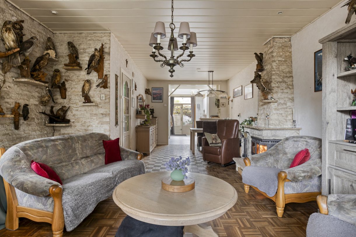 Te koop: Foto Woonhuis aan de Jongkindt Coninckstraat 14 in Alphen aan den Rijn