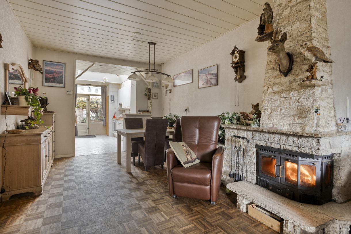 Te koop: Foto Woonhuis aan de Jongkindt Coninckstraat 14 in Alphen aan den Rijn