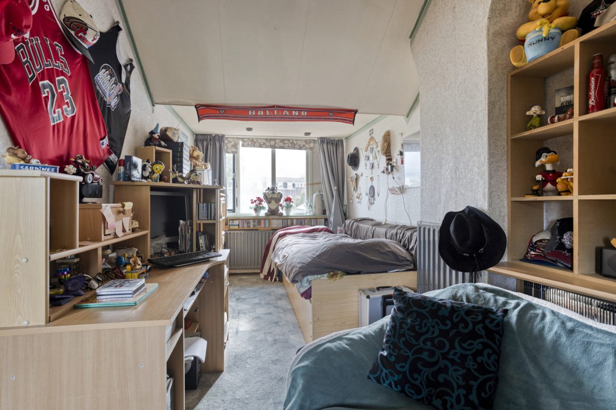 Te koop: Foto Woonhuis aan de Jongkindt Coninckstraat 14 in Alphen aan den Rijn