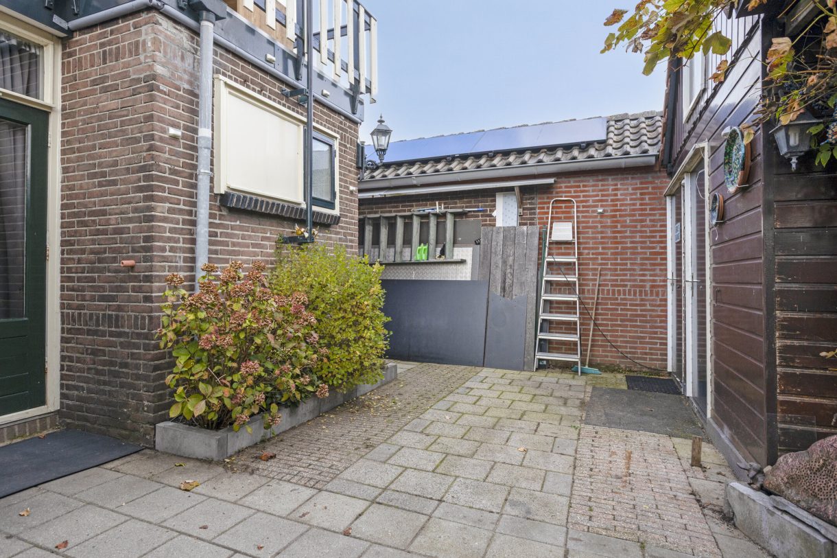Te koop: Foto Woonhuis aan de Jongkindt Coninckstraat 14 in Alphen aan den Rijn