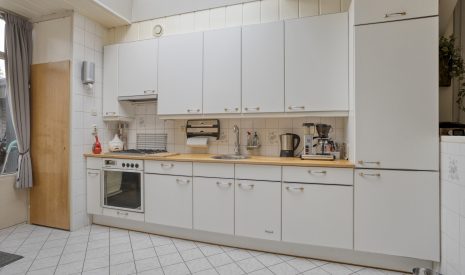 Te koop: Foto Woonhuis aan de Jongkindt Coninckstraat 14 in Alphen aan den Rijn