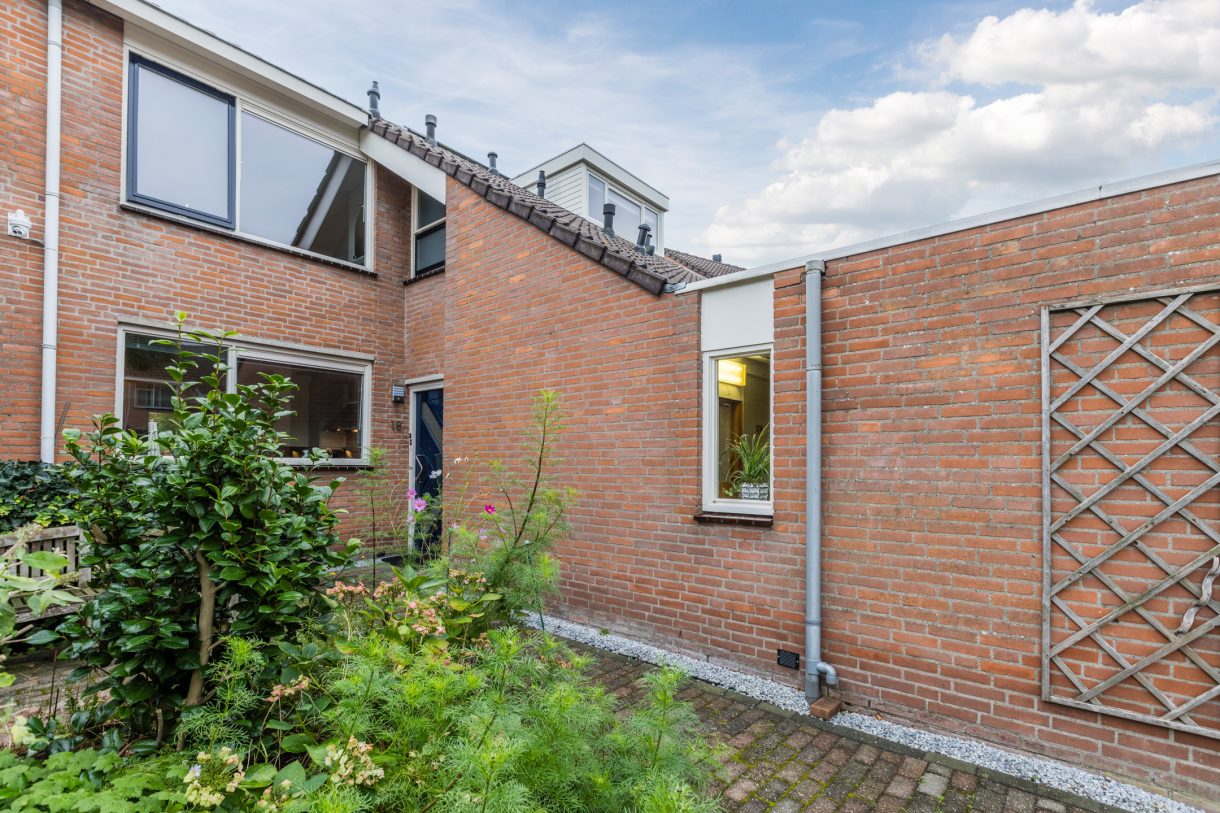 Te koop: Foto Woonhuis aan de Zuwe 18 in Bodegraven