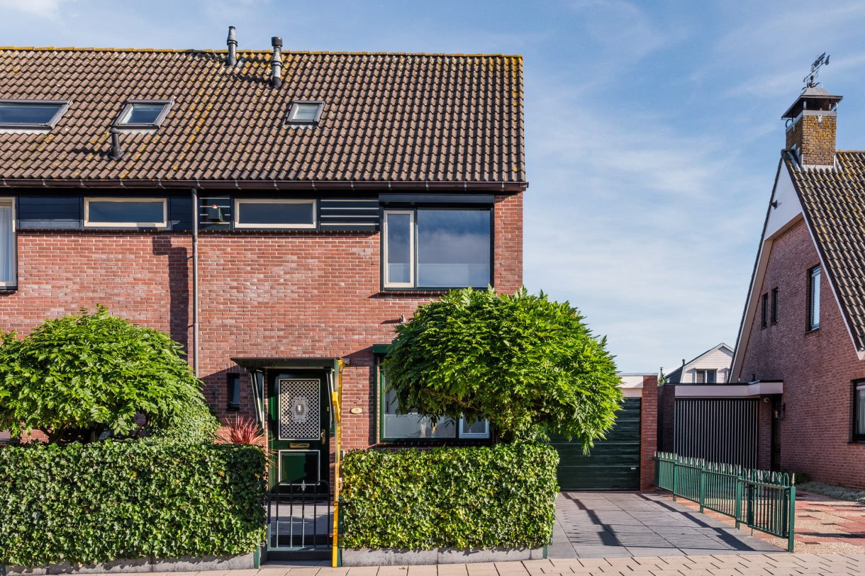 Te koop: Foto Woonhuis aan de Graaf Albrechtstraat 28 in Nieuwerbrug aan den Rijn