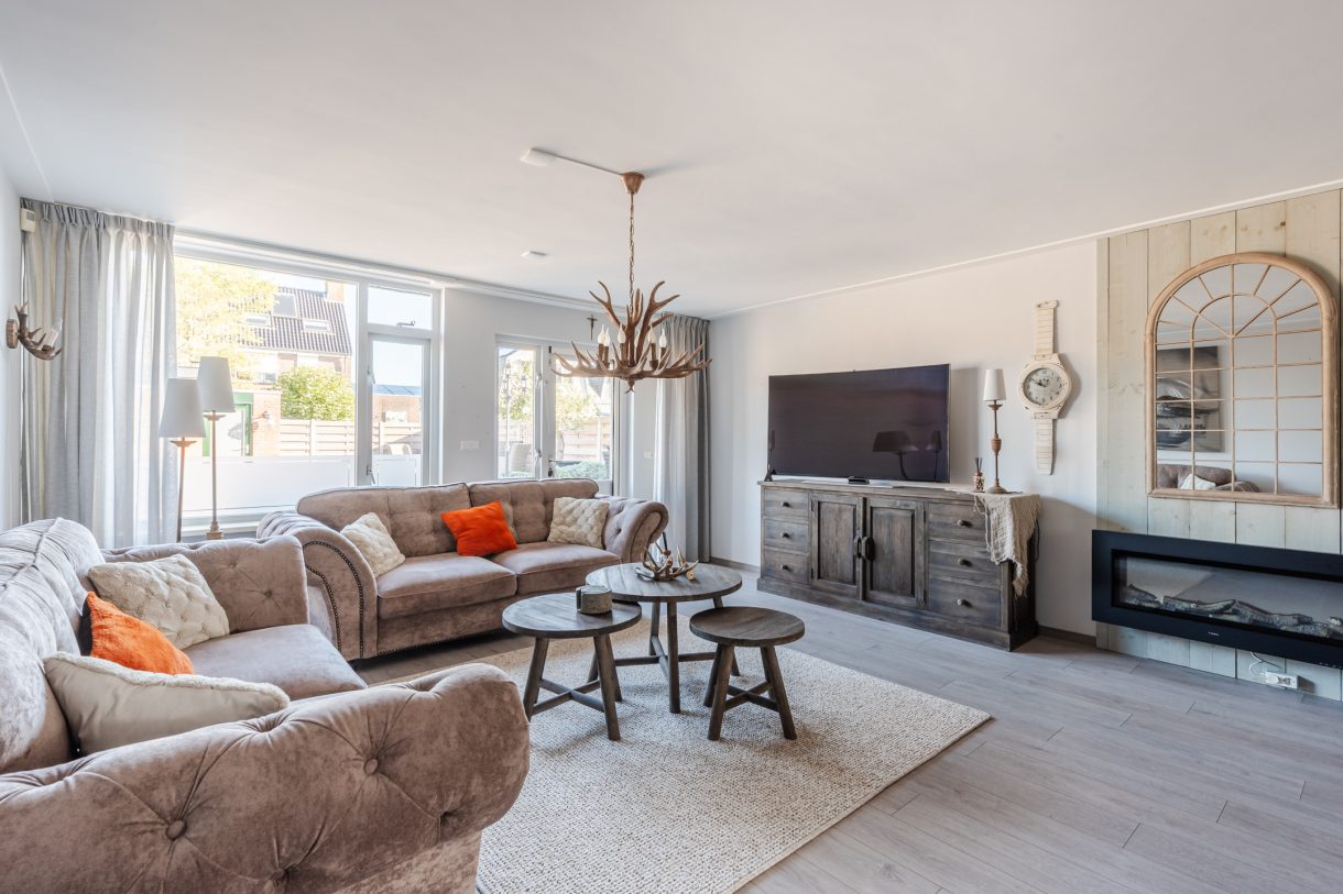 Te koop: Foto Woonhuis aan de Graaf Albrechtstraat 28 in Nieuwerbrug aan den Rijn