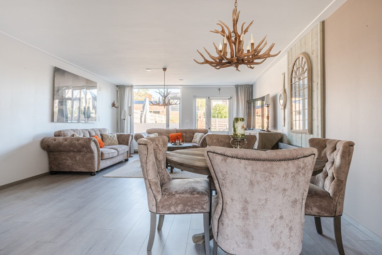 Te koop: Foto Woonhuis aan de Graaf Albrechtstraat 28 in Nieuwerbrug aan den Rijn