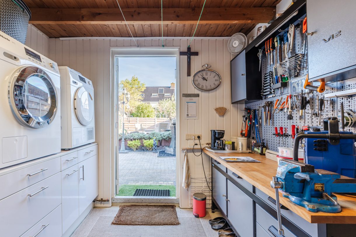 Te koop: Foto Woonhuis aan de Graaf Albrechtstraat 28 in Nieuwerbrug aan den Rijn