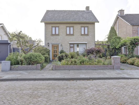 Hoofdfoto van Kaatsheuvel Langendijkstraat 1A