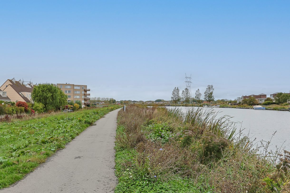 Te koop: Foto Woonhuis aan de Buitentocht 37 in Leiderdorp