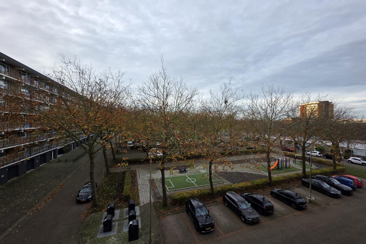Te koop: Foto Appartement aan de Plutostraat 102 in Alphen aan den Rijn