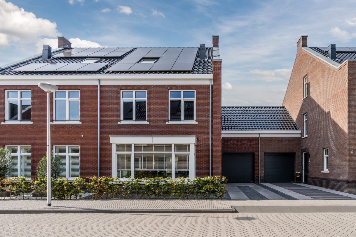 Te koop: Foto Woonhuis aan de Pinksterbloem 5 in Bodegraven