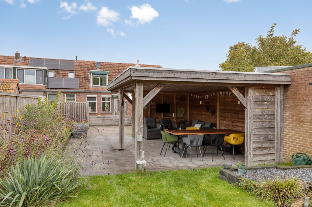 Te koop: Foto Woonhuis aan de Vredenseweg 128 in Winterswijk