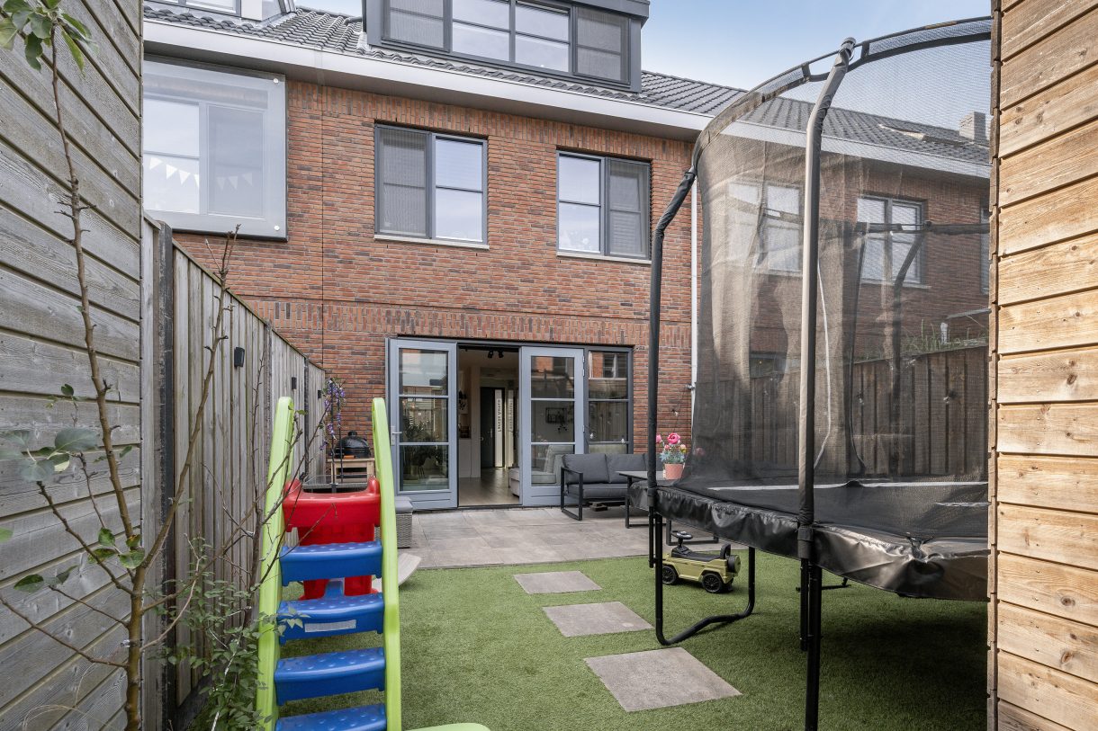 Te koop: Foto Woonhuis aan de Schipluidersluis 13 in Vlaardingen