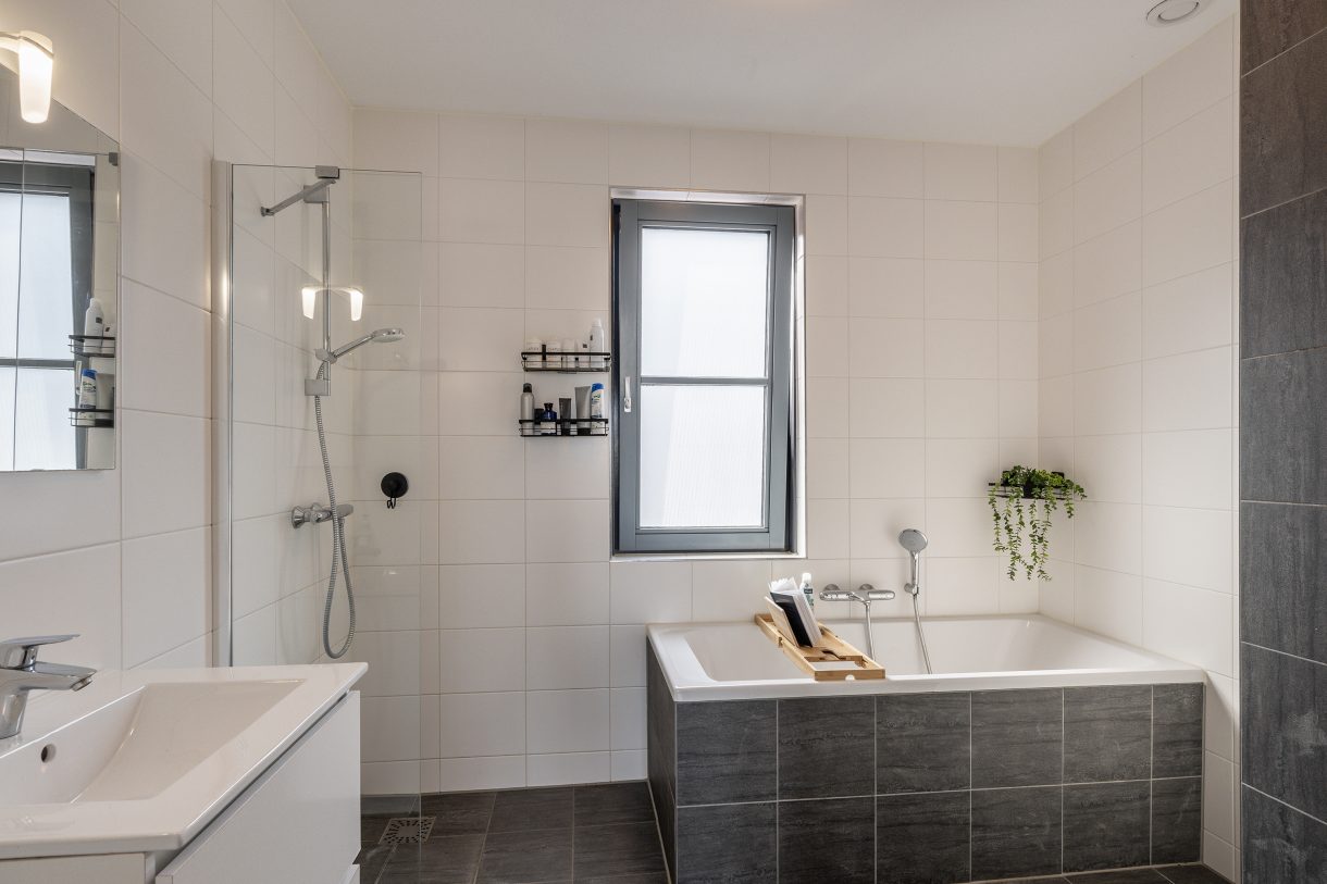 Te koop: Foto Woonhuis aan de Schipluidersluis 13 in Vlaardingen