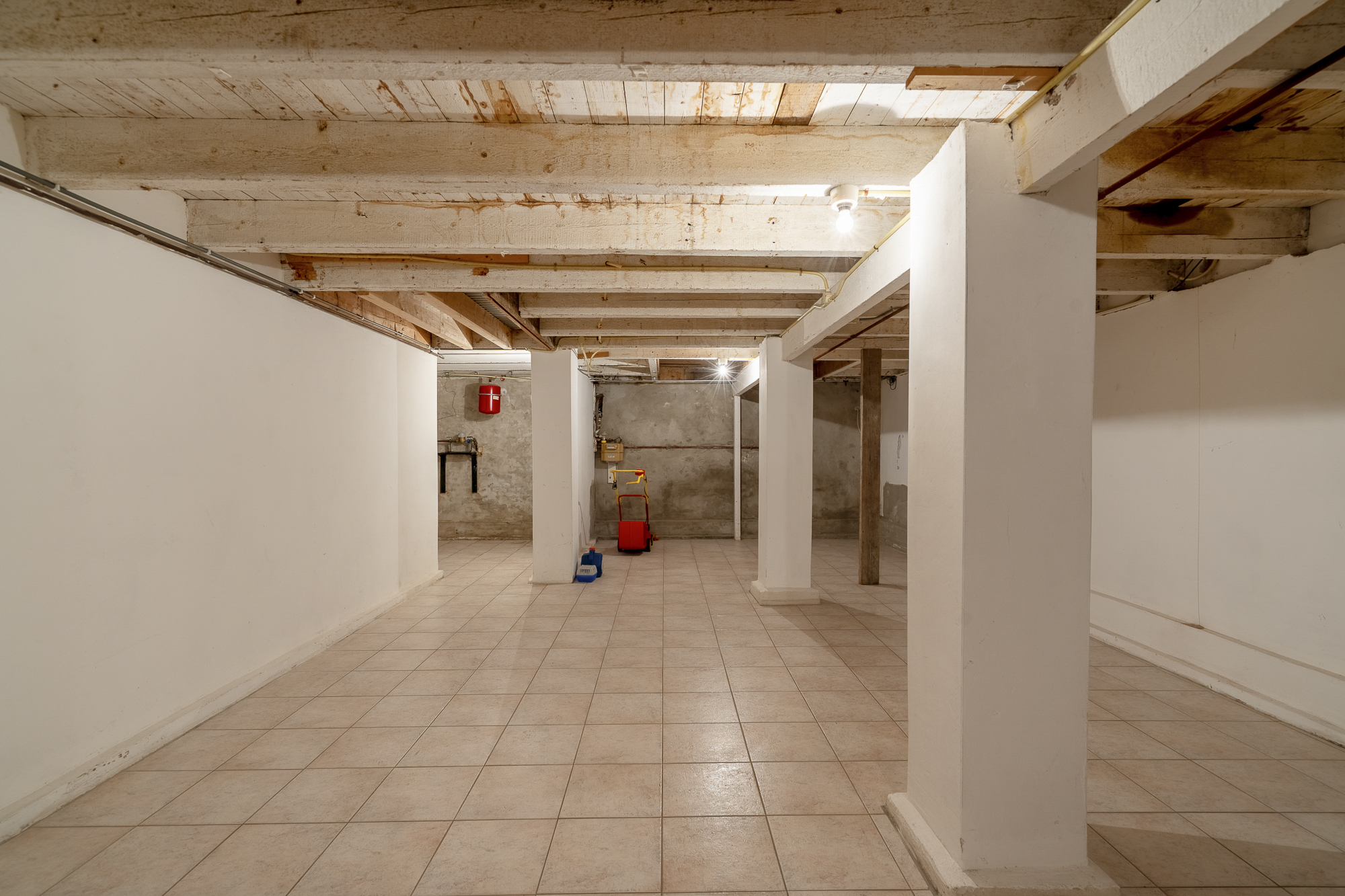 Te koop: Foto Woonhuis aan de Van der Heimstraat 9 in 's-Gravenhage