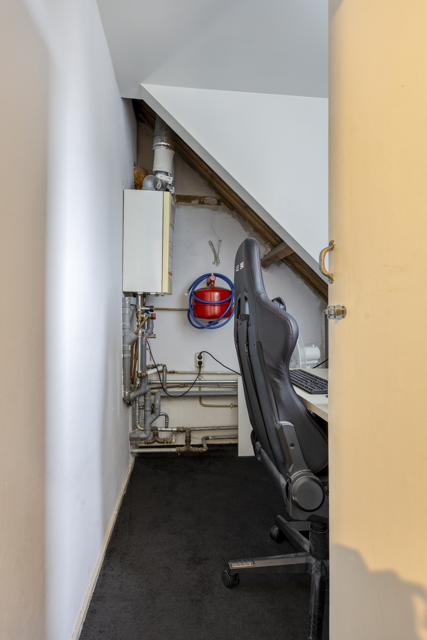 Te koop: Foto Woonhuis aan de Botenlaan 44 in Eindhoven