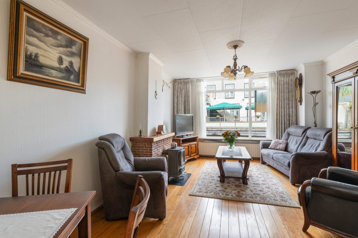 Te koop: Foto Woonhuis aan de Rijnkade 3 in Woerden