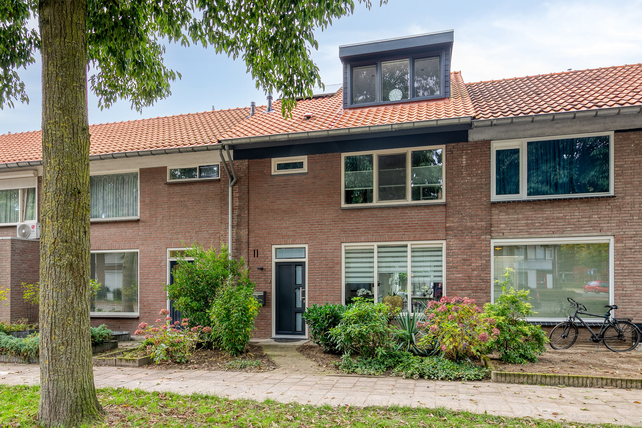 koop  Veldhoven  Pastorielaan 8 – Hoofdfoto