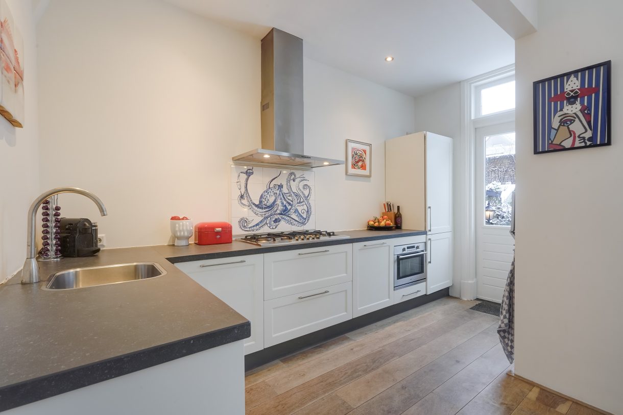 Te koop: Foto Woonhuis aan de Waldeck Pyrmontkade 447 in 's-Gravenhage