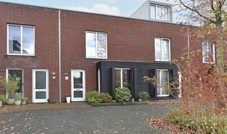 Hoofdfoto van Nieuwveen Rugstreeppad 81