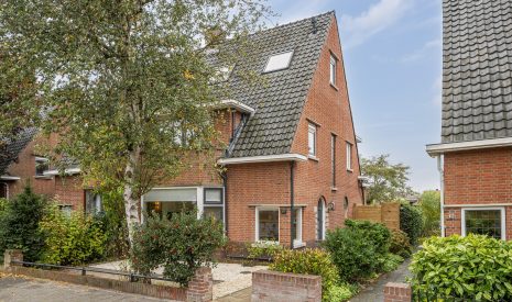 Hoofdfoto van Vlaardingen van Linden van den Heuvellsingel 17