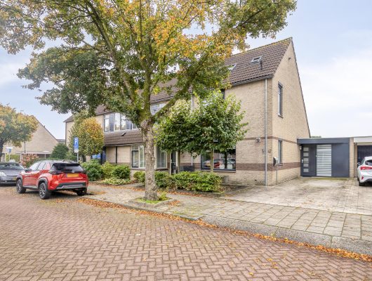 Hoofdfoto van Veenendaal Rossiniweg 47